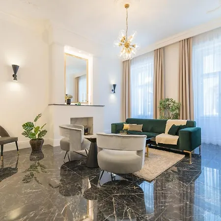 Marble - Palace District Apartment *