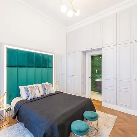 Marble - Palace District Apartment